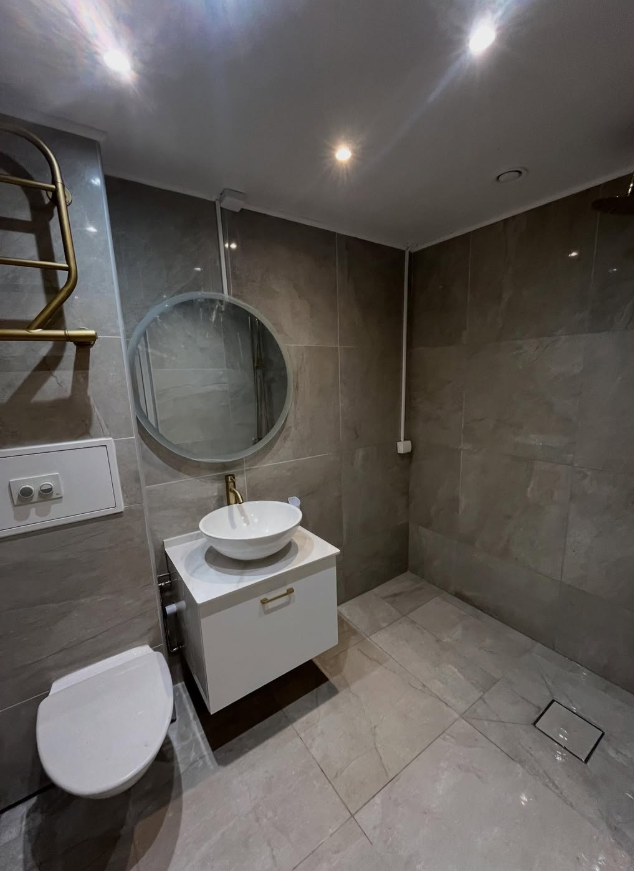 Modernt renoverat badrum